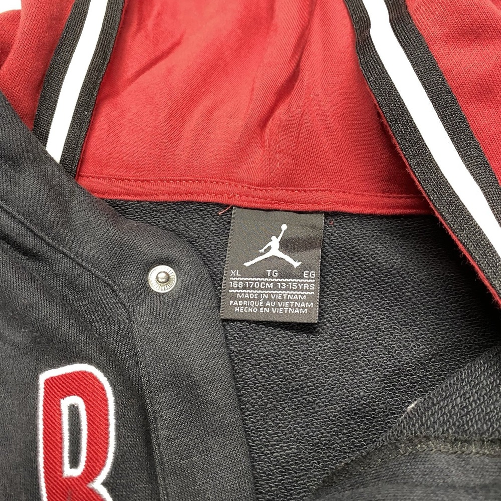 Jordan Boy's Plain Regular Fit Hoodie (955542-023_Black XL 13-15 YRS - Picture 5 of 9